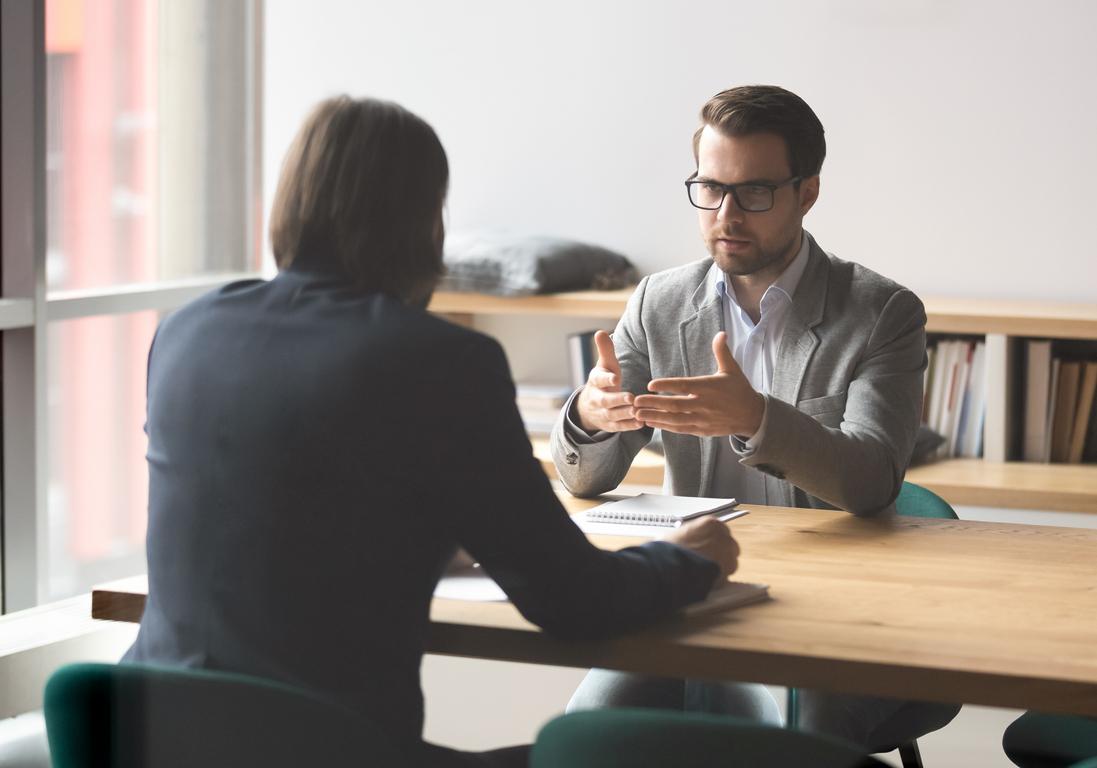 in gesprek over geld